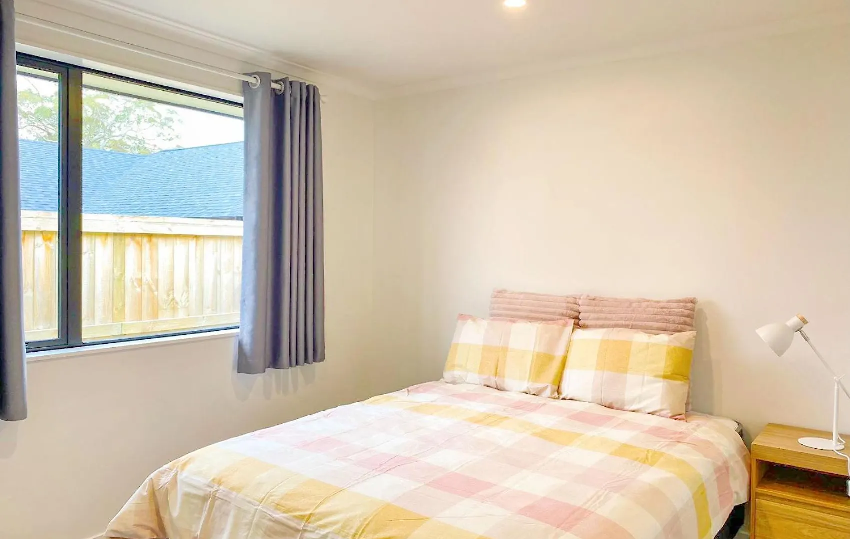Holiday home Modern Chic - Ideal Location - 5 Bedrooms - In Rotorua
